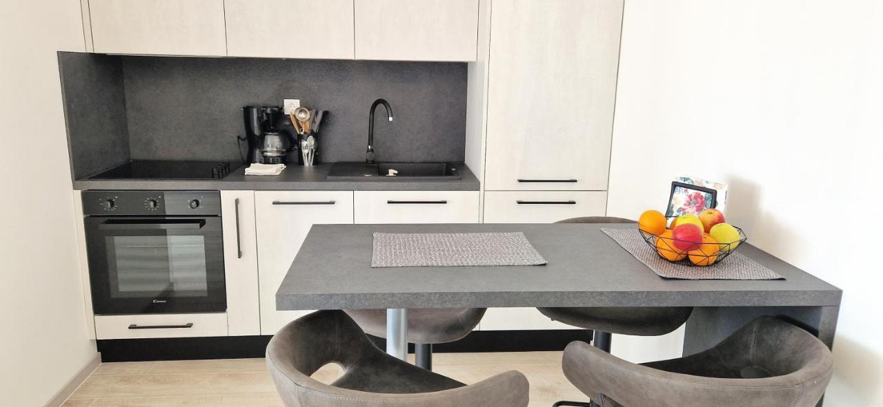 Apartment Lana クルク エクステリア 写真